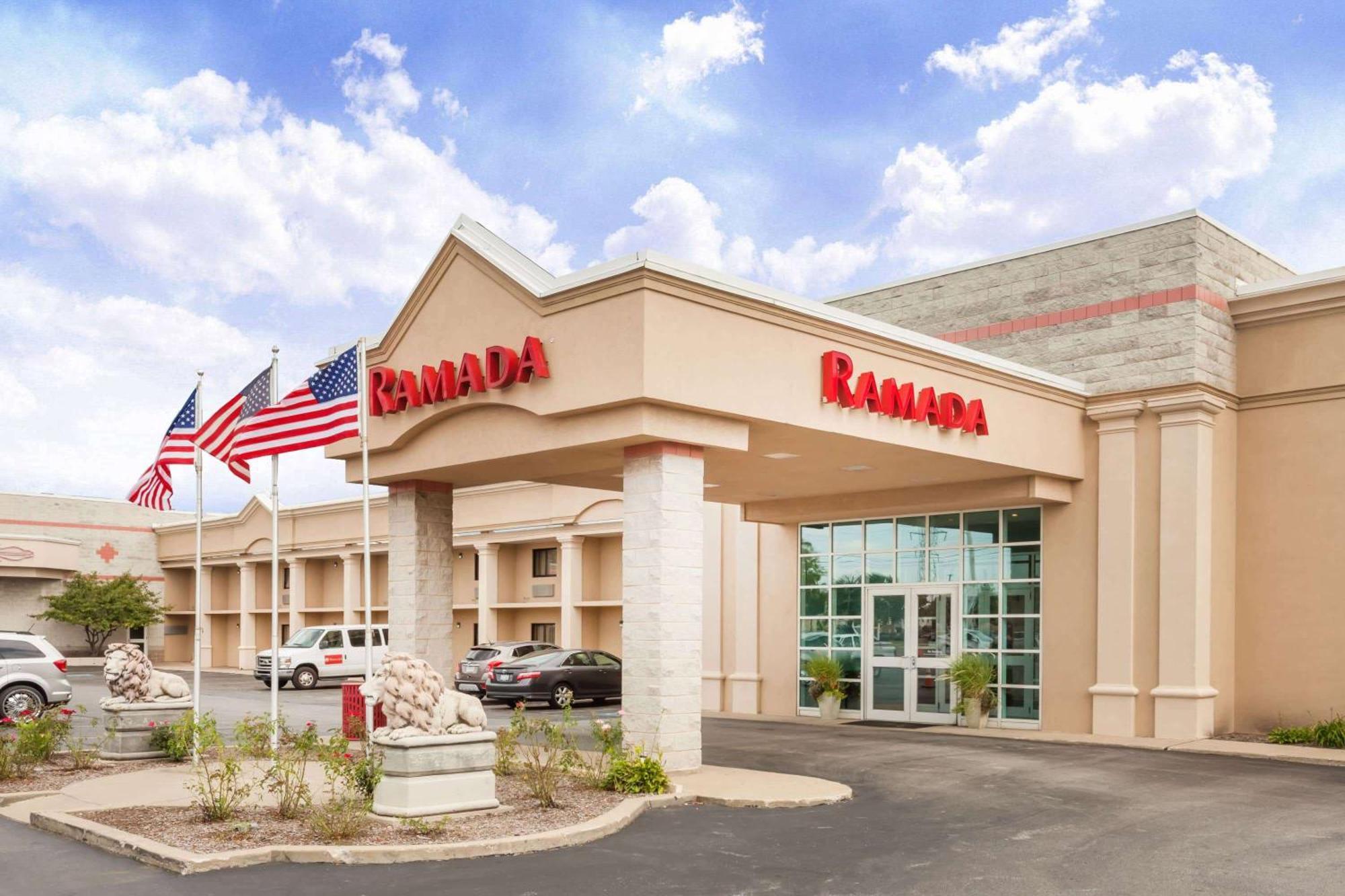 Ramada By Wyndham & Conference Center Hotel 3*